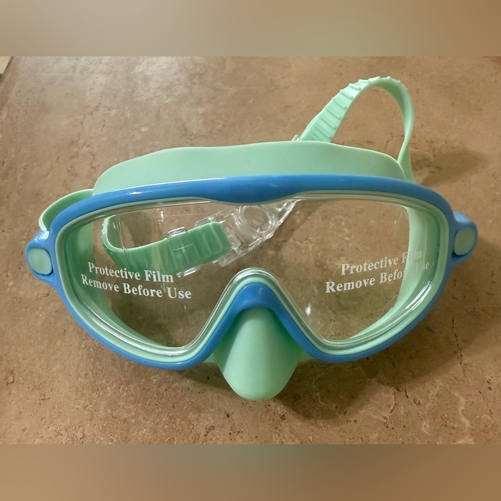 New Vvinca Goggles Youth Size
